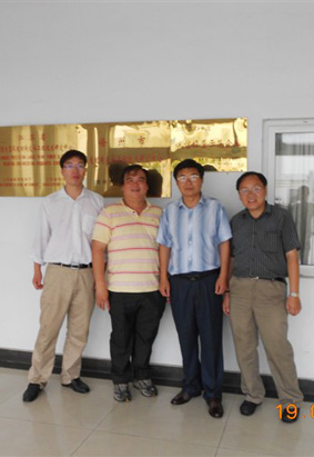 新加坡客戶(hù)到我司參觀