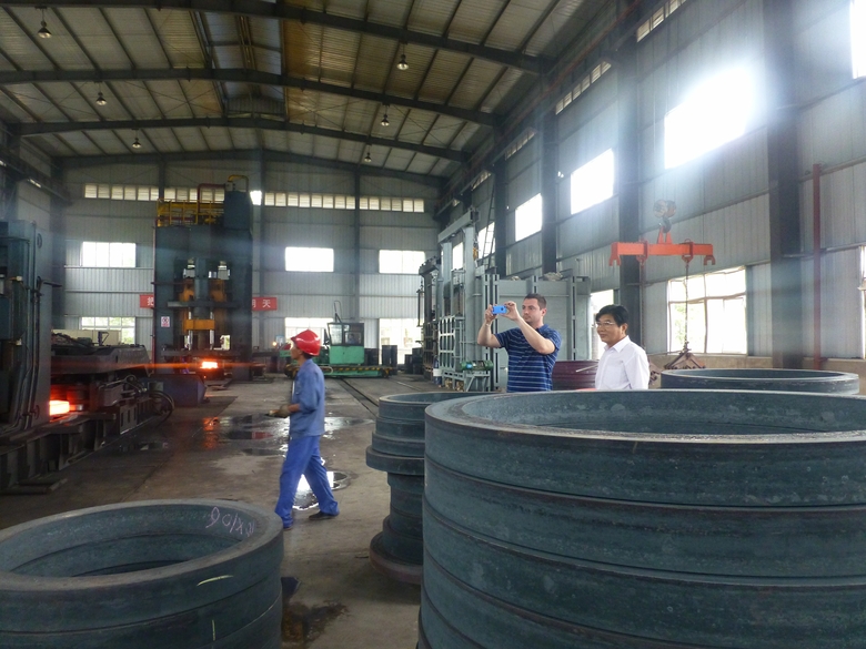 熱烈歡迎歐洲某公司來(lái)我司參觀(guān)考察